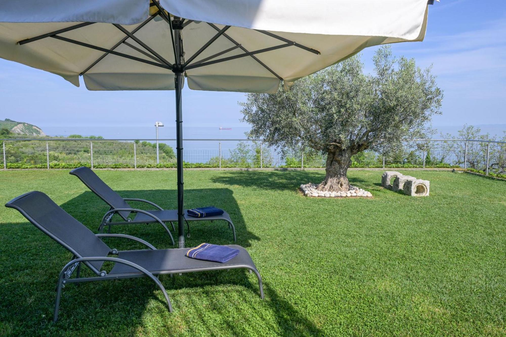 Apartma Bellavista Izola Luaran gambar